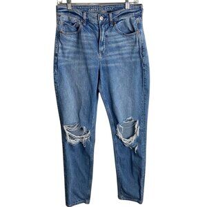 American Eagle Size 6 Long Mom Jeans Light Wash Distressed Denim Strigid Casual